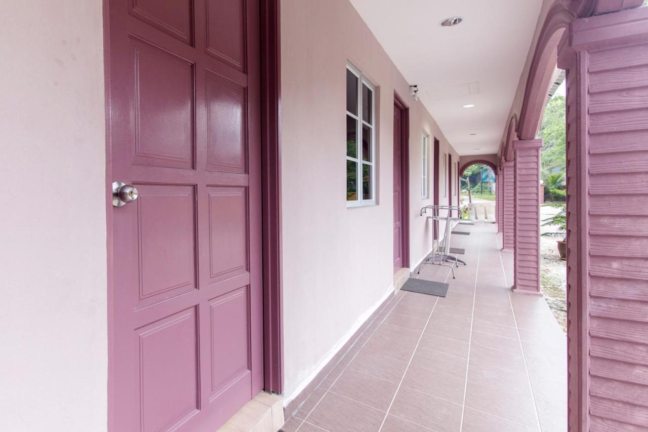 Kampung Guest House Pantai Cenang  Eksteriør billede
