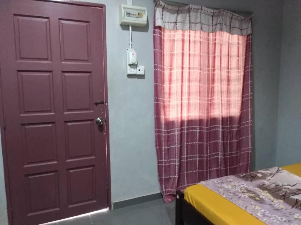 Kampung Guest House Pantai Cenang  Eksteriør billede